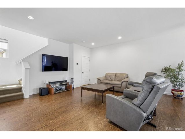 3373 Cranston Cir, Highlands Ranch, CO 80126