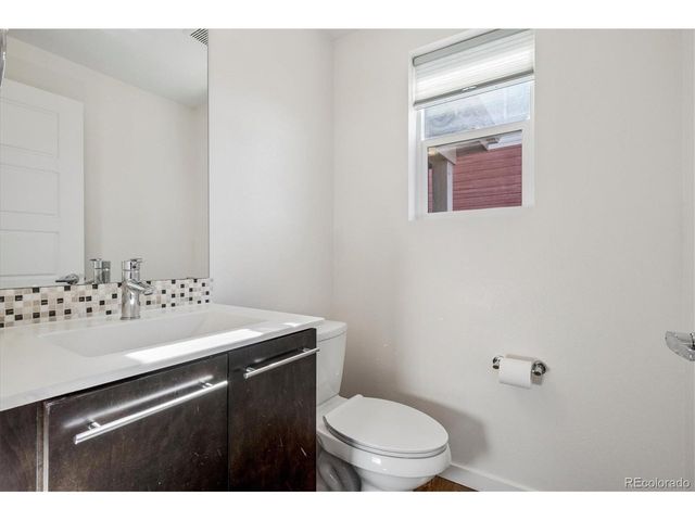 3373 Cranston Cir, Highlands Ranch, CO 80126