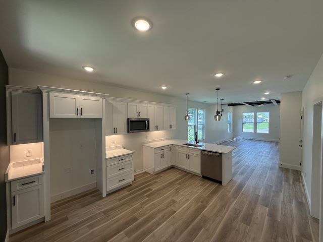 203 15th Ave, E, Springfield, TN 37172