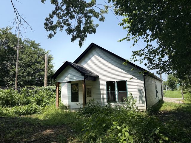 203 15th Ave, E, Springfield, TN 37172