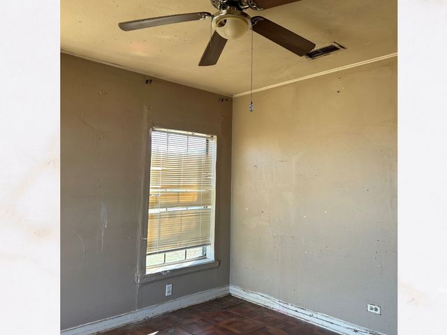 1406 Lynn Haven Avenue, Dallas, TX 75216