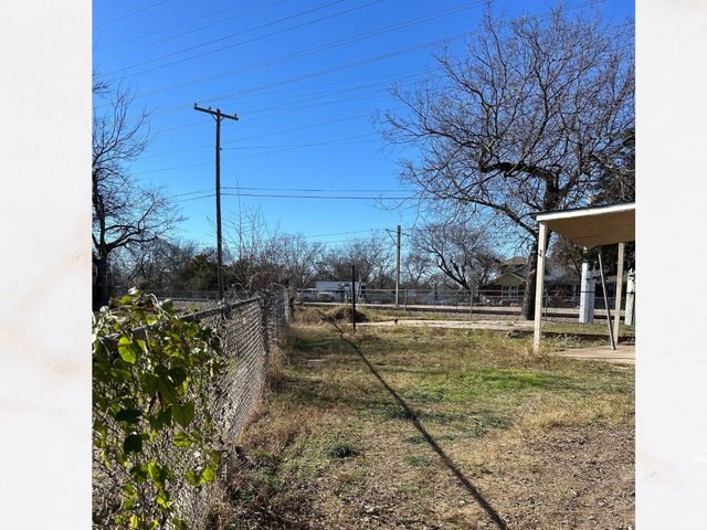 1406 Lynn Haven Avenue, Dallas, TX 75216