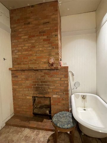 432 S Main Street, Springtown, TX 76082