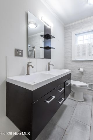 1202 Drexel Lane, Greenville, NC 27858