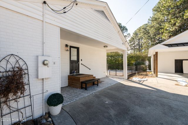 1202 Drexel Lane, Greenville, NC 27858