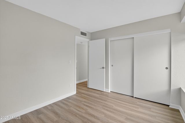 2455 E BROADWAY Road 25, Mesa, AZ 85204