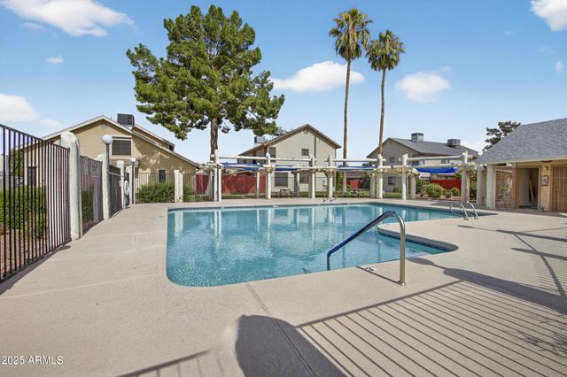 2455 E BROADWAY Road 25, Mesa, AZ 85204