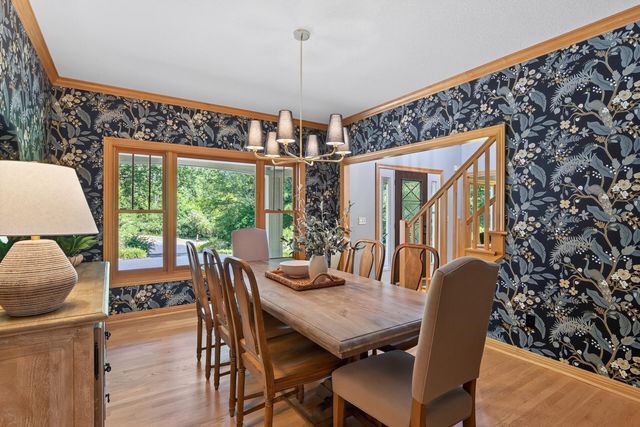 6539 Orchard Ridge Trail, Woodbury, MN 55129