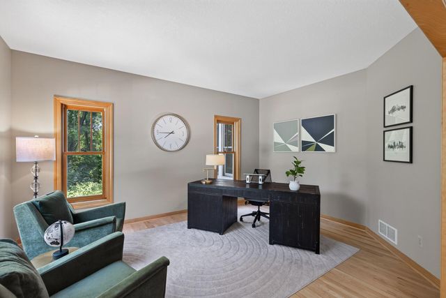6539 Orchard Ridge Trail, Woodbury, MN 55129