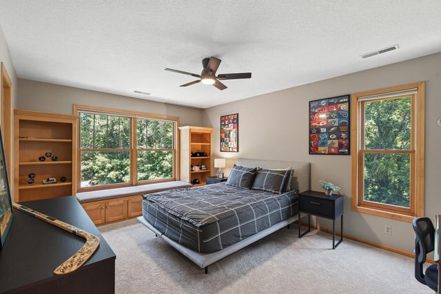 6539 Orchard Ridge Trail, Woodbury, MN 55129