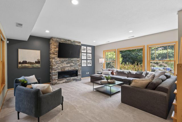 6539 Orchard Ridge Trail, Woodbury, MN 55129