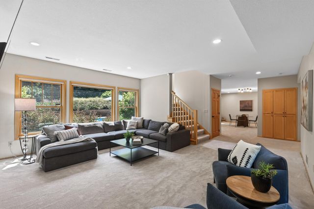 6539 Orchard Ridge Trail, Woodbury, MN 55129