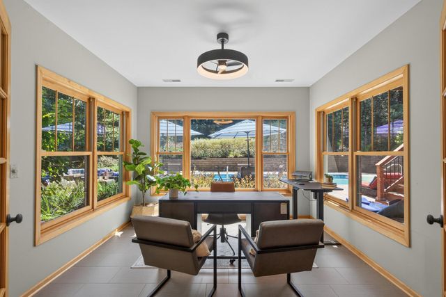 6539 Orchard Ridge Trail, Woodbury, MN 55129
