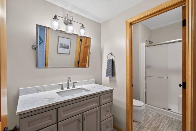 6539 Orchard Ridge Trail, Woodbury, MN 55129