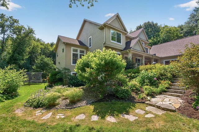 6539 Orchard Ridge Trail, Woodbury, MN 55129