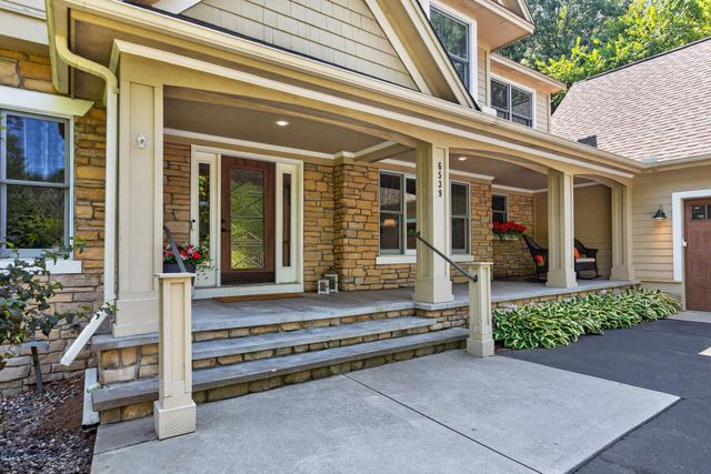 6539 Orchard Ridge Trail, Woodbury, MN 55129