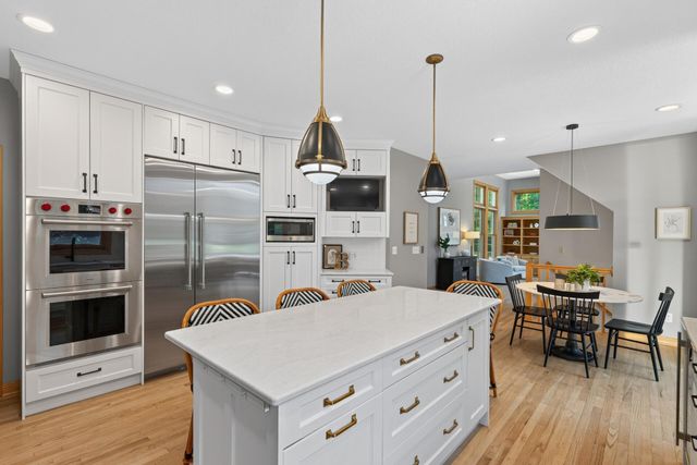 6539 Orchard Ridge Trail, Woodbury, MN 55129