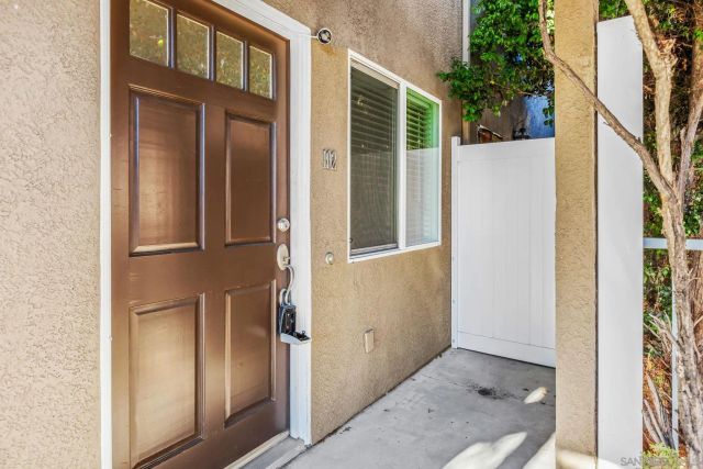 6101 Adelaide Ave 102, San Diego, CA 92115