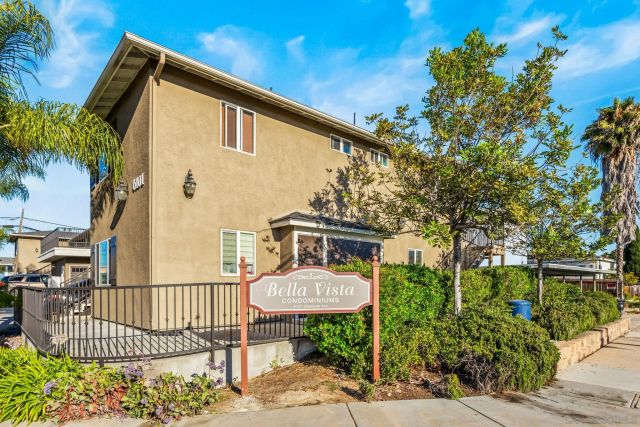 6101 Adelaide Ave 102, San Diego, CA 92115