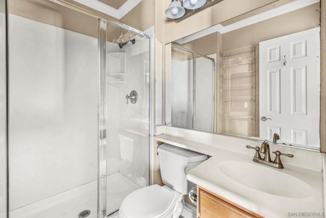 6101 Adelaide Ave 102, San Diego, CA 92115