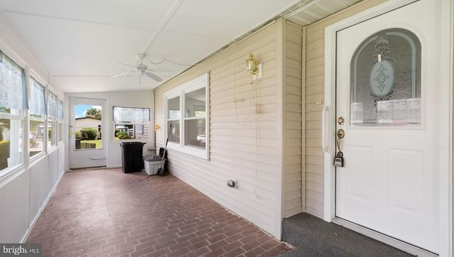 742 DOGWOOD DR, North Wales, PA 19454