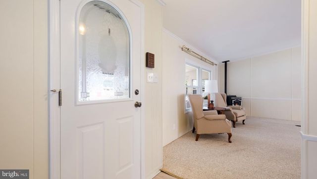 742 DOGWOOD DR, North Wales, PA 19454
