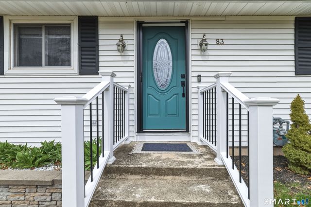 83 Parkview Drive, Southington, CT 06479