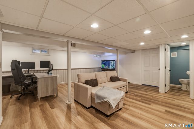 83 Parkview Drive, Southington, CT 06479