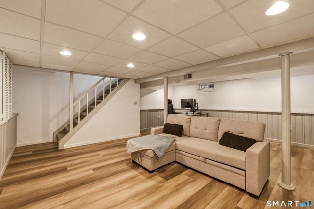 83 Parkview Drive, Southington, CT 06479