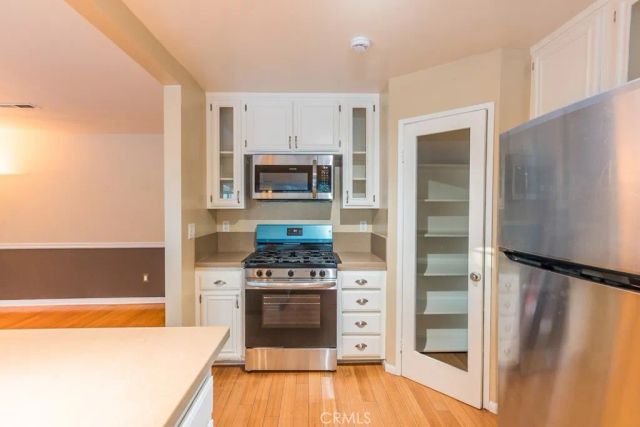 23132 Posada, Valencia, CA 91354