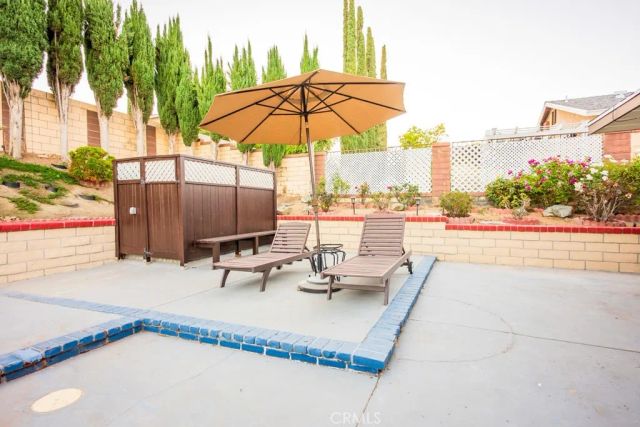 23132 Posada, Valencia, CA 91354