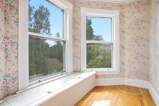 2108 Elm Street, Manchester, NH 03104