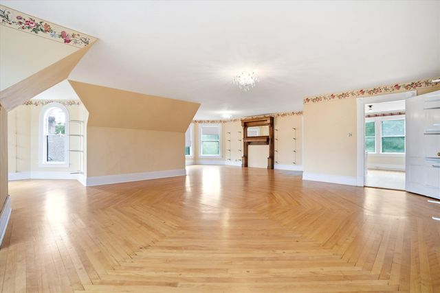 2108 Elm Street, Manchester, NH 03104