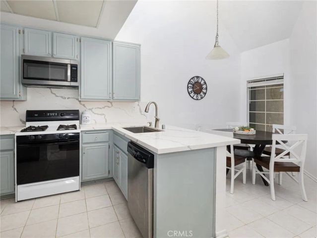 1450 Brett 305, San Pedro, CA 90732