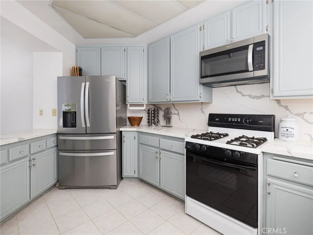 1450 Brett 305, San Pedro, CA 90732