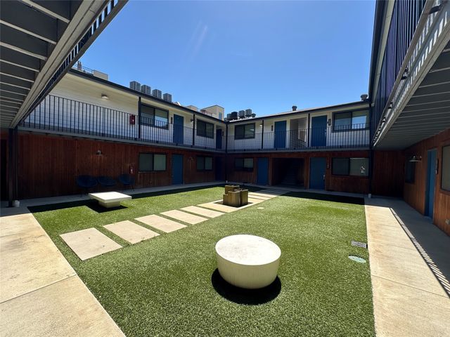 4526 Munger Avenue 206, Dallas, TX 75204