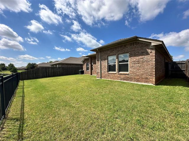 2328 NW 191st Court, Edmond, OK 73012
