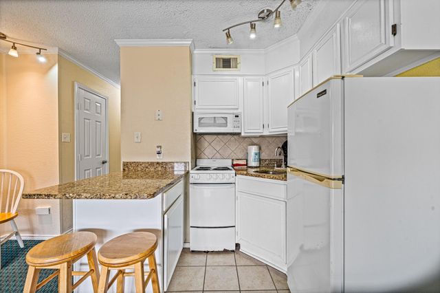 6102 Seawall Blvd 183, Galveston, TX 77551