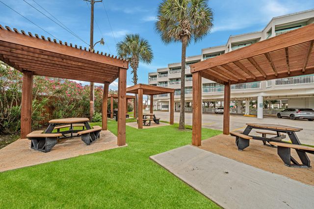 6102 Seawall Blvd 183, Galveston, TX 77551