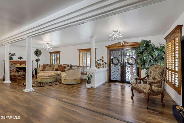 11179 Leo Collins Drive, El Paso, TX 79936