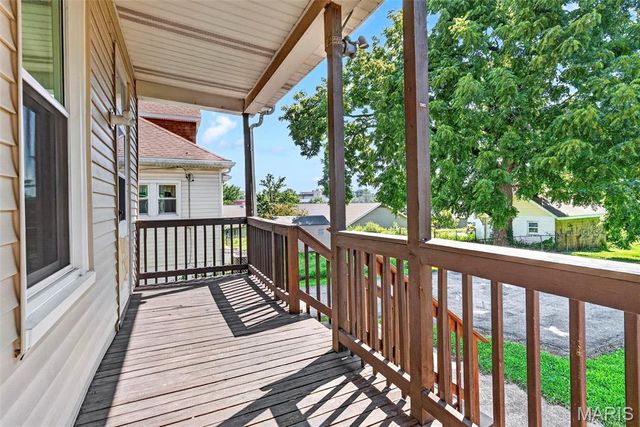 3405 Brown Road, St John, MO 63114