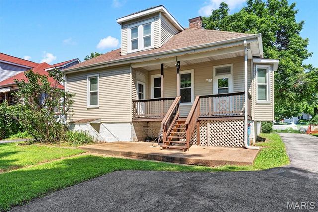 3405 Brown Road, St John, MO 63114
