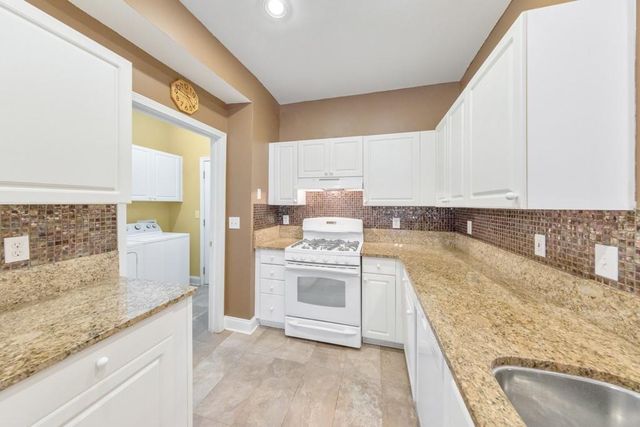 1002 Vinings Forest Lane SE 10, Smyrna, GA 30080