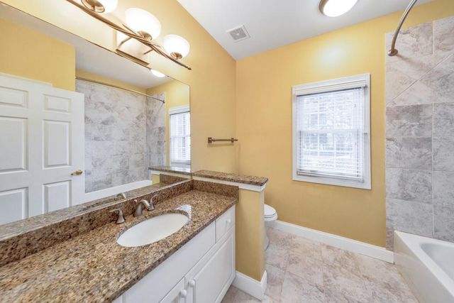 1002 Vinings Forest Lane SE 10, Smyrna, GA 30080