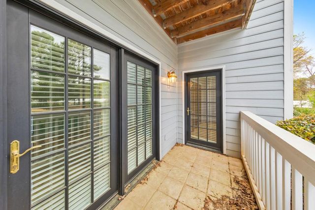 1002 Vinings Forest Lane SE 10, Smyrna, GA 30080