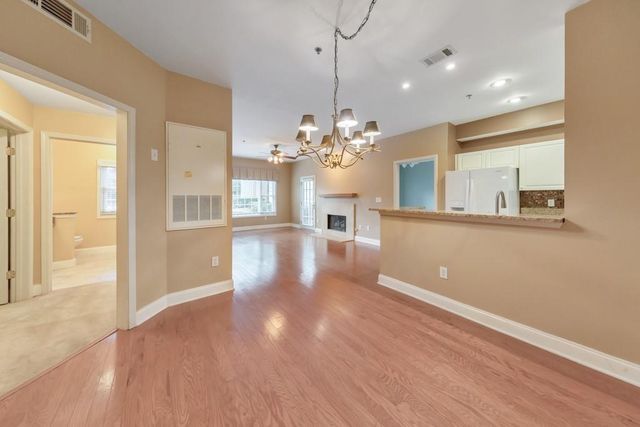 1002 Vinings Forest Lane SE 10, Smyrna, GA 30080