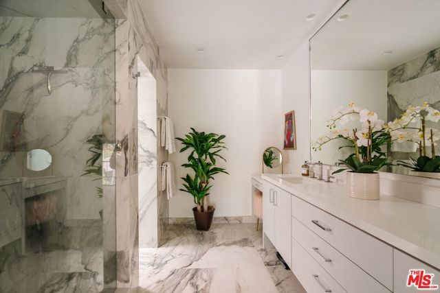 4608 Glencoe Avenue 3, Marina Del Rey, CA 90292