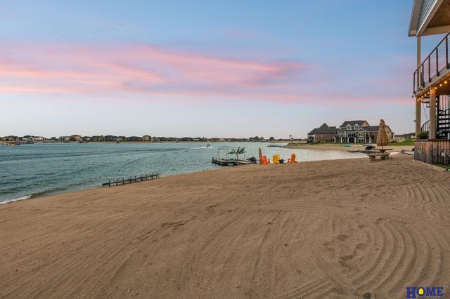 734 Cobblestone Pointe, Ashland, NE 68003