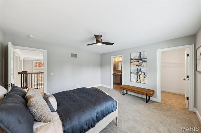 115 Ladue Pine Woods Place, St Louis, MO 63141