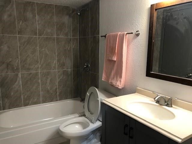 919 S Weatherred Drive 206, Richardson, TX 75080